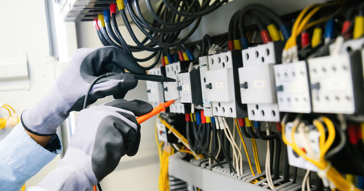 11 Electrical Safety Rules for Workplace - Hazards And Control Measures